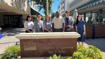 agricultural_environment_conservation_team_group_photo_2